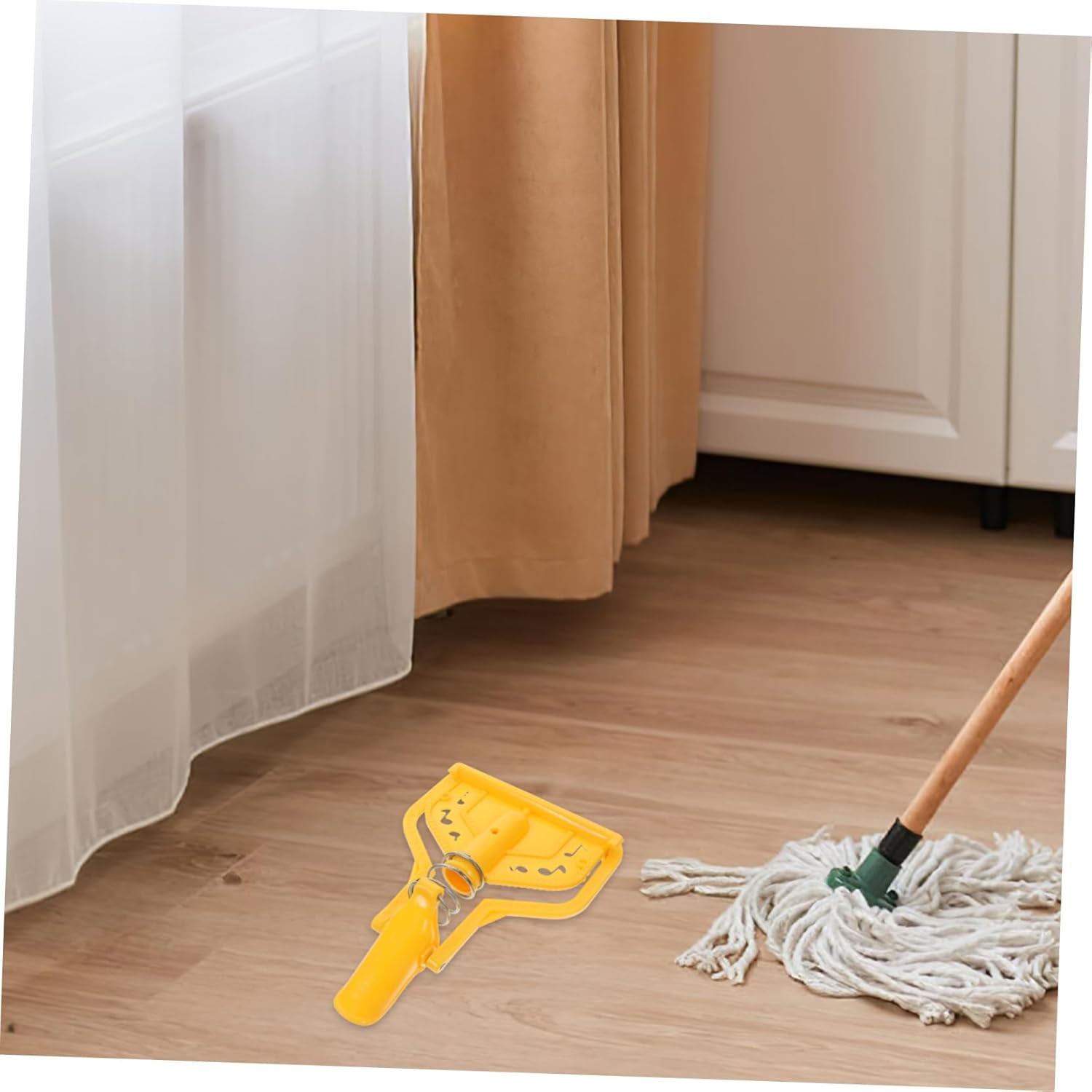 Minkissy Mop Head Connector with Secure Threaded Clip
